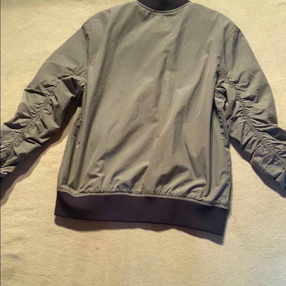 Jacket - Picture 4 of 6